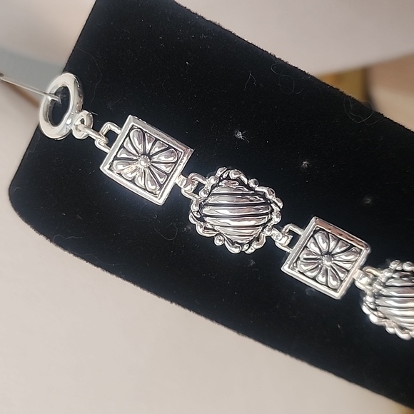 Silver Boho Design Link Bracelet Toggle Clasp - Picture 4 of 9